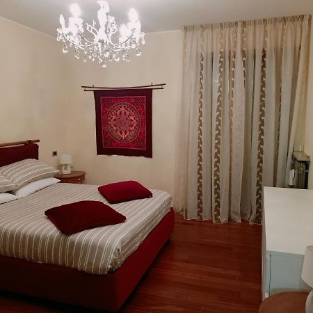 Апартаменты A Casa Di Nina Аоста Экстерьер фото
